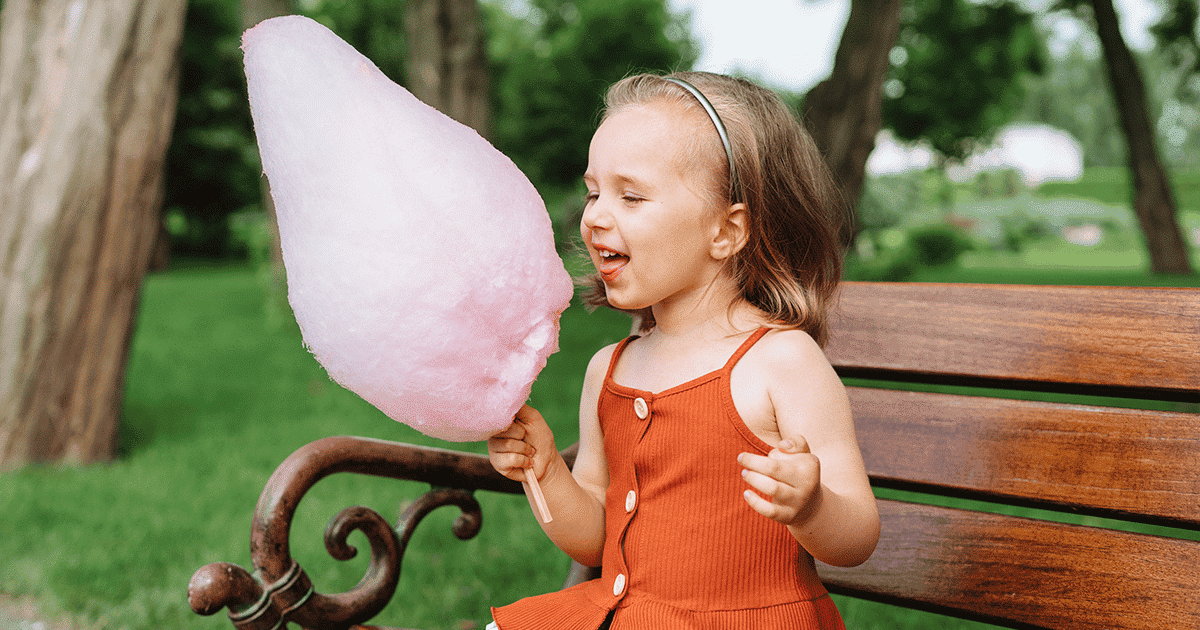 Cotton candy with ginger from giant bubbles â€“ something completely new!